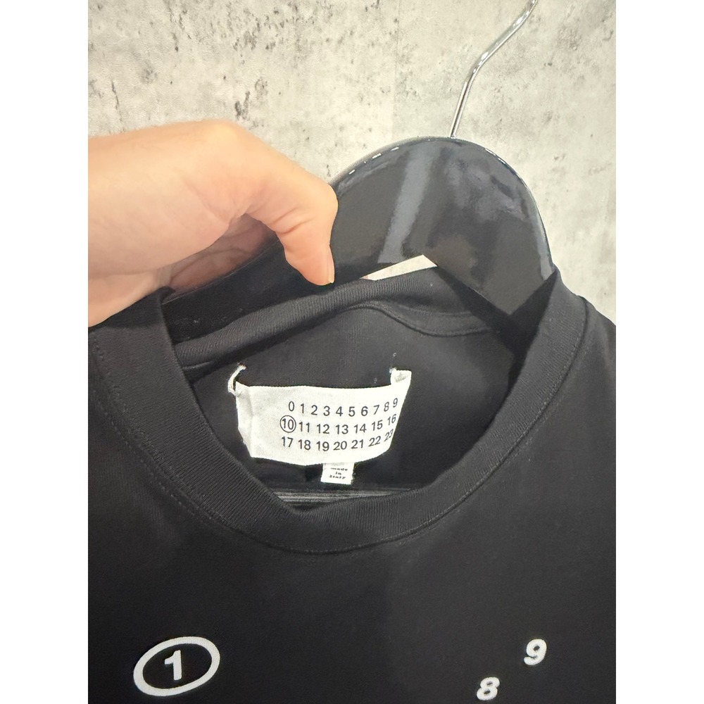 Maison Margiela Paris Numeric Logo Graphic T-Shirt Black S50GC0615 Size 46 - Picture 2 of 6